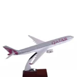 QatarAirwaysAirbusA330_SpecialEdition30CM_AirplaneModel_1280x